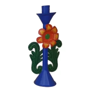 Velero Azul con Flor Roja Escultura de Hojalata