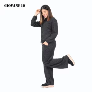 Giovane19 Conjunto Viviana Gris Oscuro OI 2022