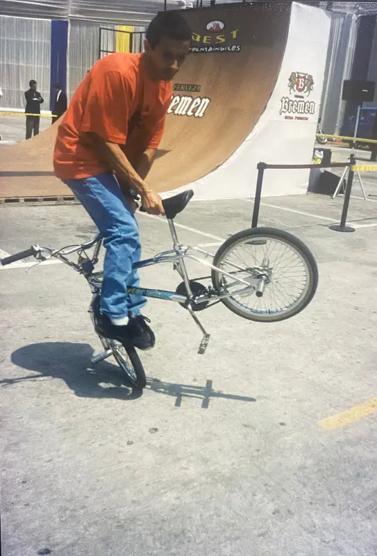 Felipe Andrade BMX Old School Peru