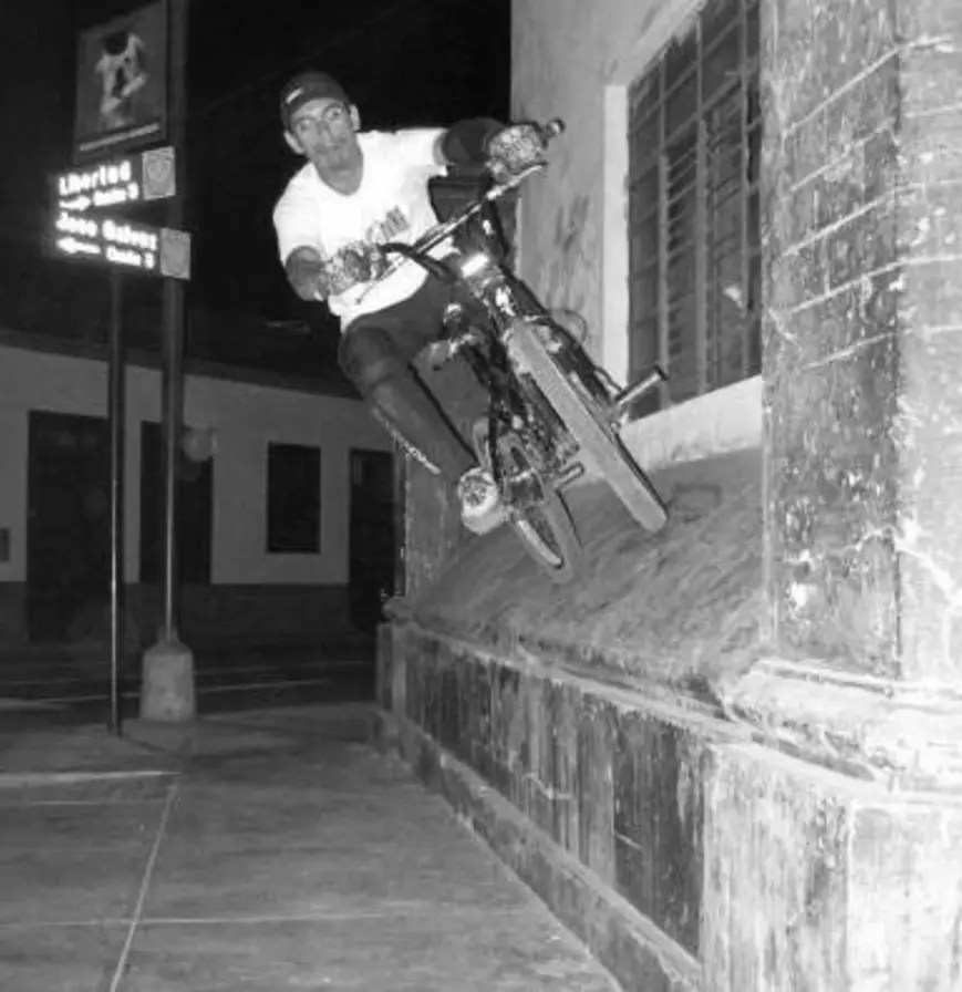 Guillermo Roman BMX Old School Peru